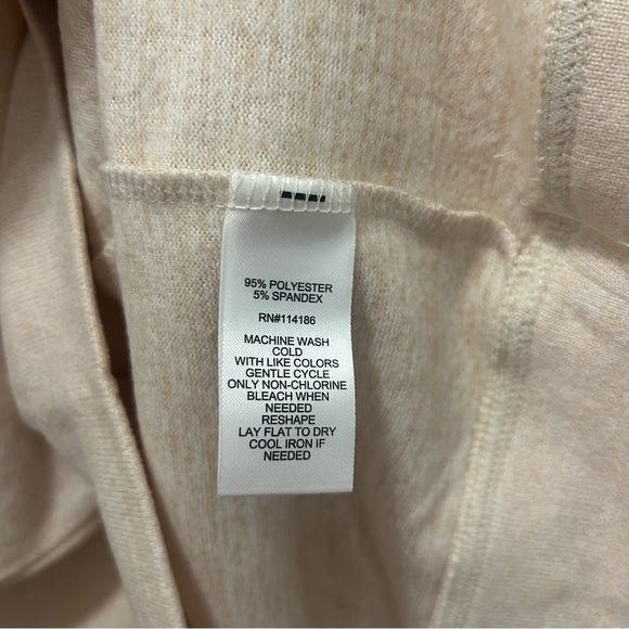 89th + Madison Oatmeal Ruffle Sweatshirt NWT L - Picture 6 of 6